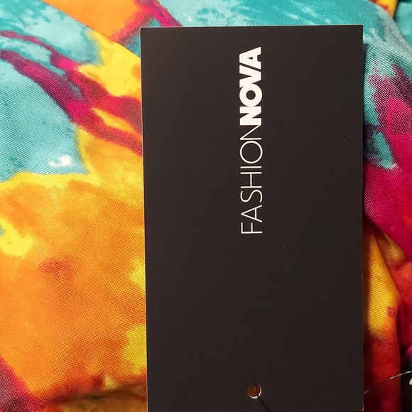 Fashion nova lycra jumpsuit - Picture 7 of 8